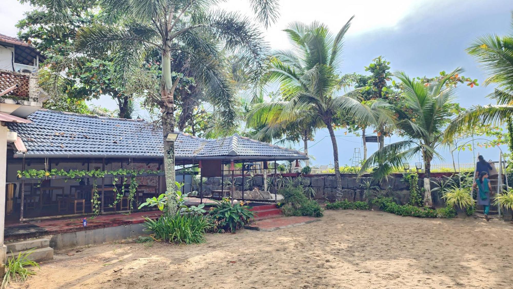 Palm Beach Resort, Alleppey Alappuzha Exterior photo